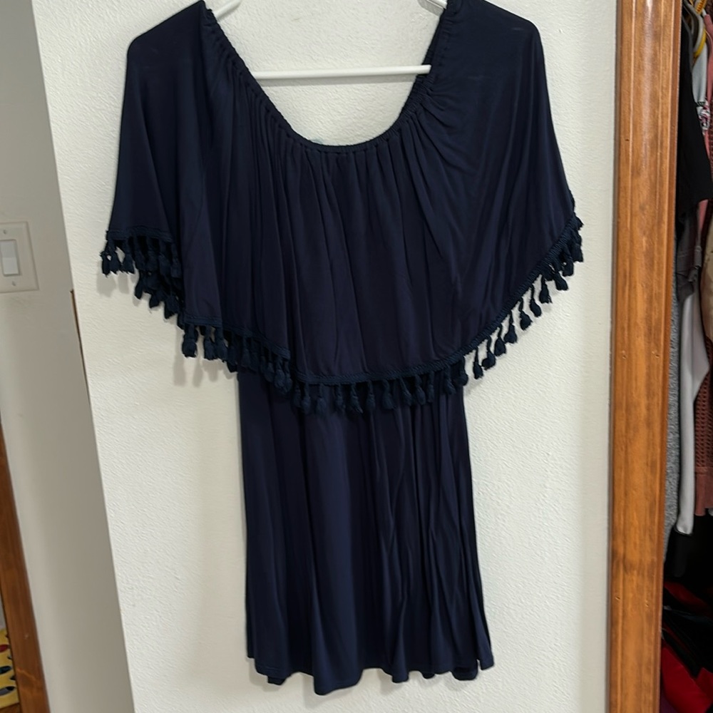 Chatoyant off the shoulder tassel top, Navy, size M